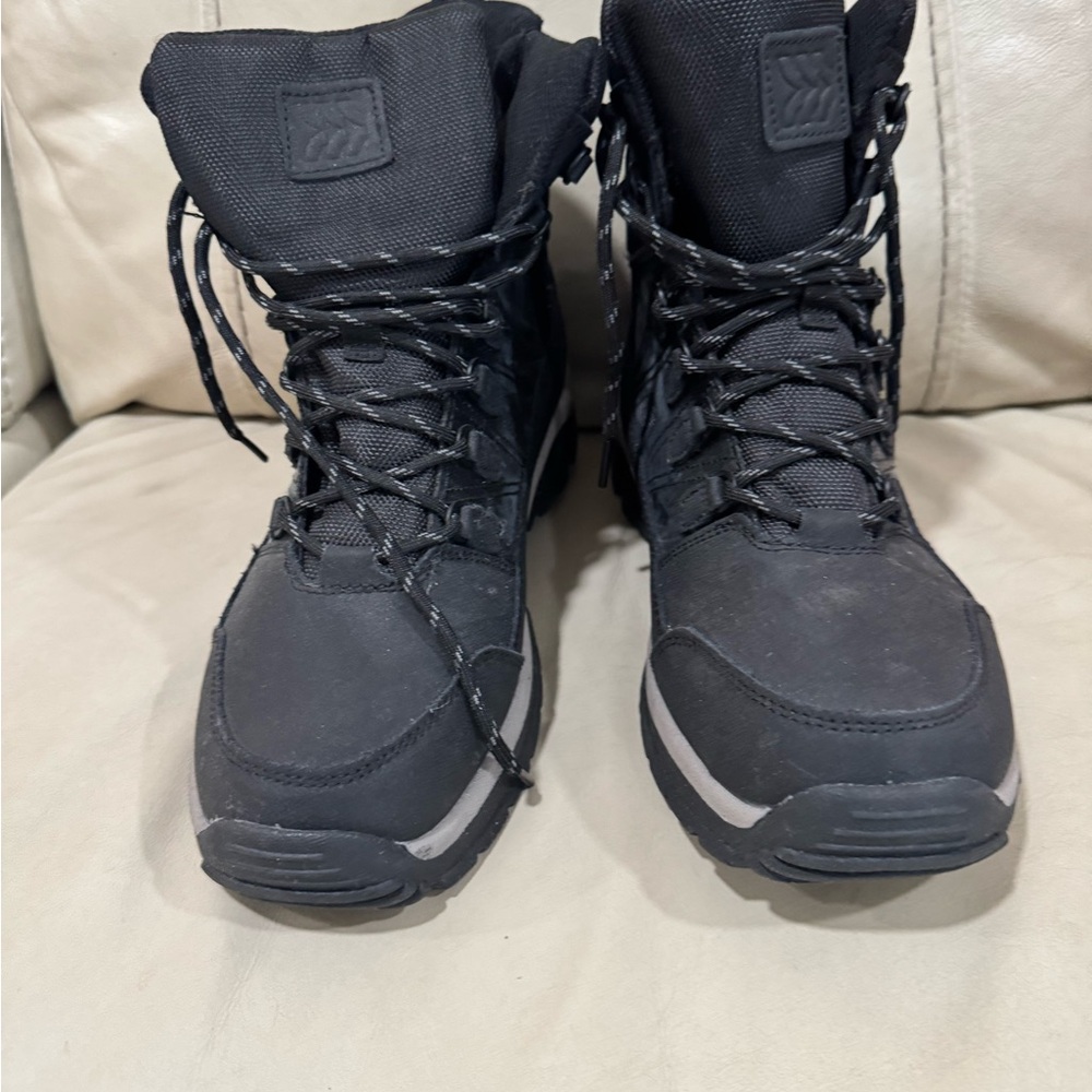 All in Motion Winter Boots Mens Size 8